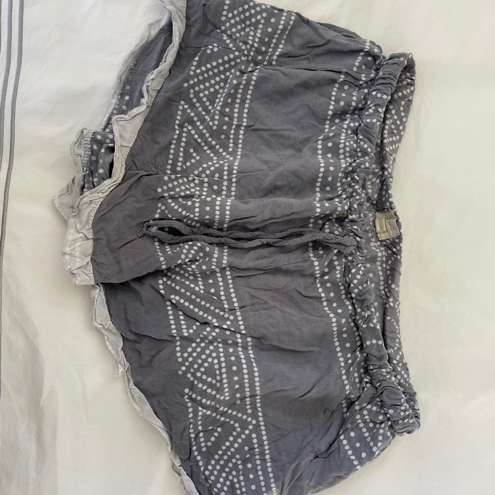 Surf Gypsy - Flowy Grey Lounge shorts